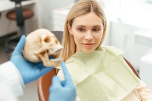 An image of a woman having some general guidelines before her surgery.